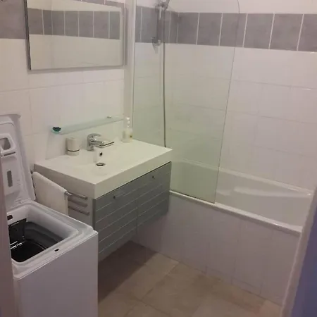 Le Lougo Apartment